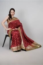 Majestic Maroon Banarasi Saree with Lustrous Zari Border & Matching Blouse Piece - Image 2